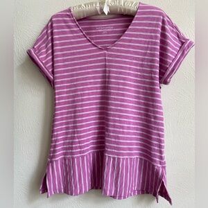 100% cotton Soft Surroundings xsmall cuffed short sleeve vneck top